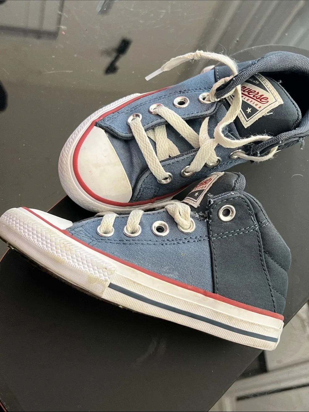 Converse Low-Top Sneakers in Blue, Black and White with Red Trim